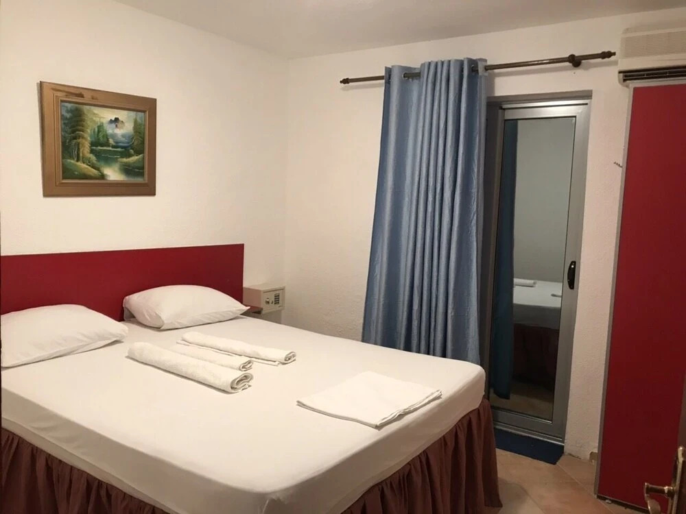 Ульцинь: Apartments & Rooms Rozana