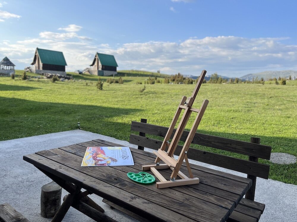 Жабляк: Cabin in Nature With View of the Durmitor Mountain