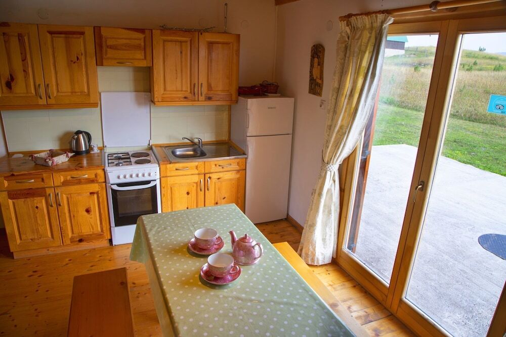 Жабляк: Cabin in Nature With View of the Durmitor Mountain