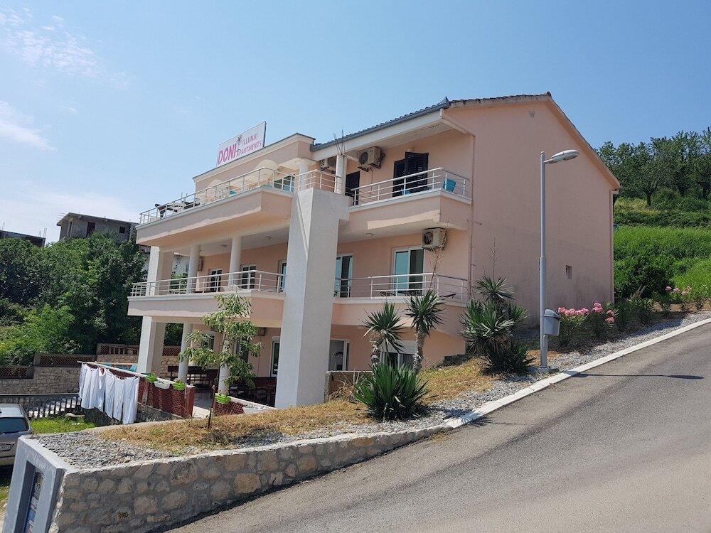 Ульцинь: Doni Apartments