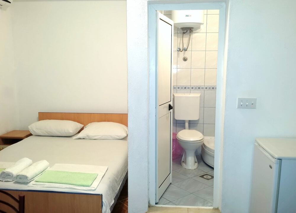 Ульцинь: Doni Apartments