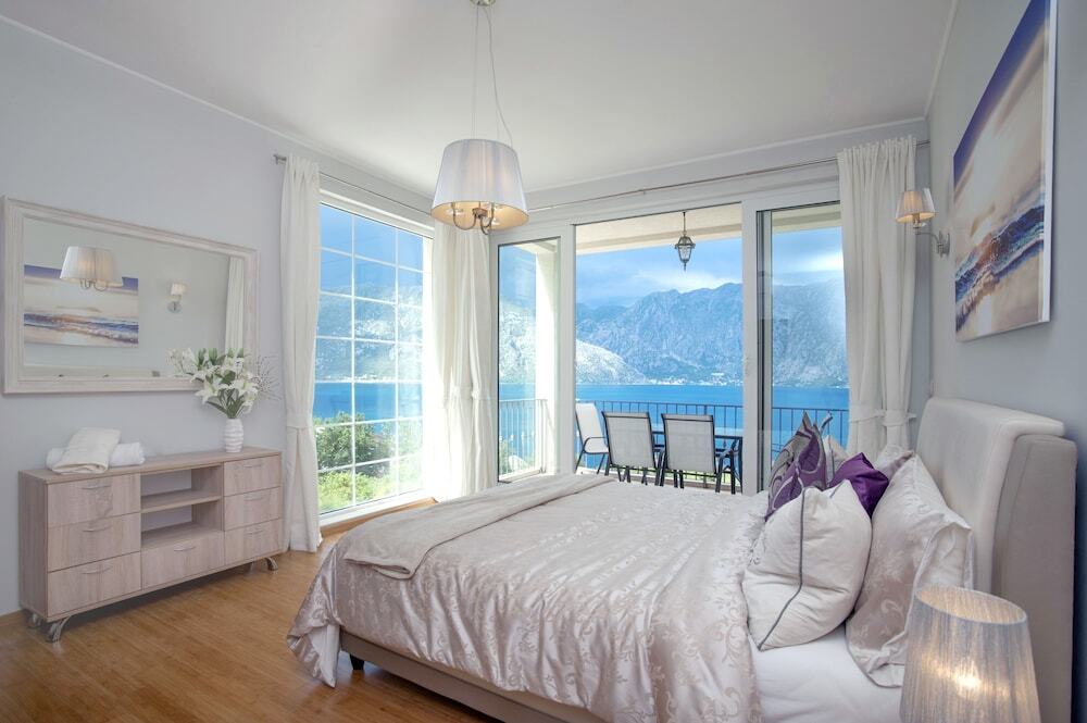 Доброта: You cant beat this view Apartments