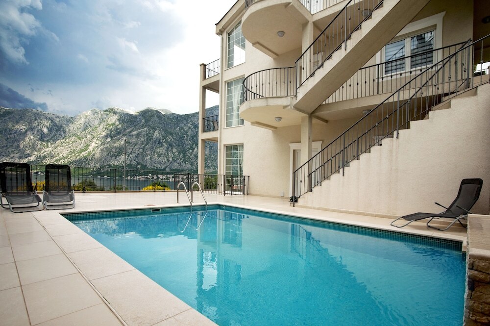 Доброта: You cant beat this view Apartments