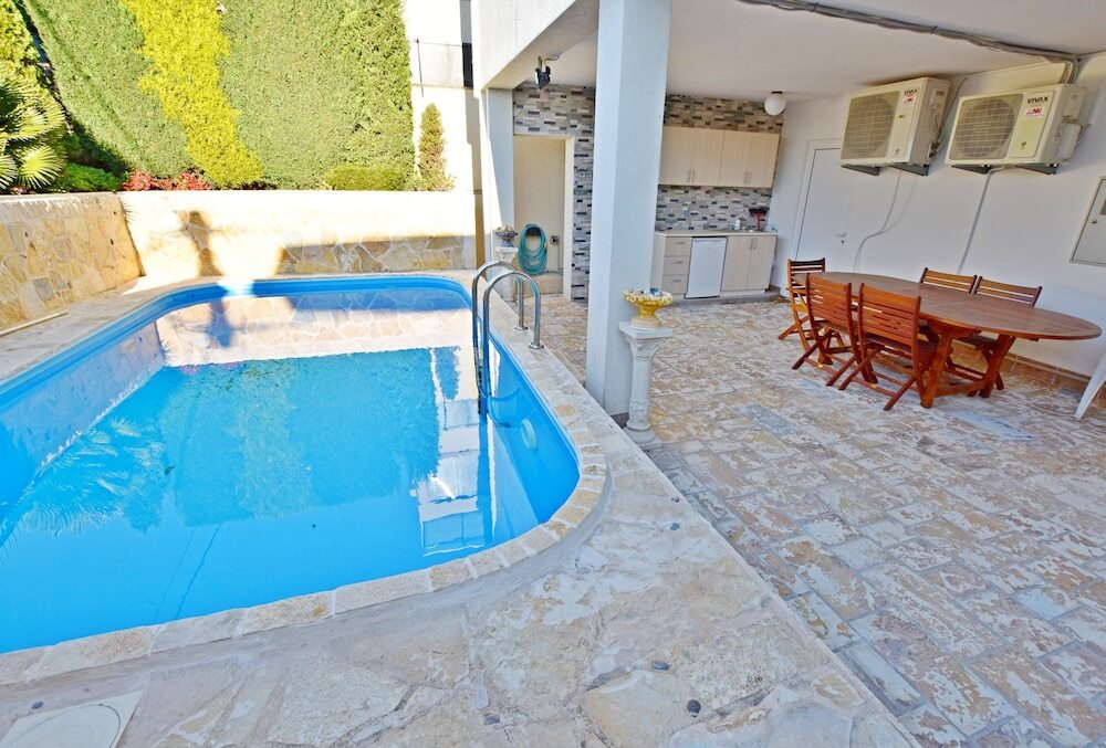 Сутоморе: Apartments Vila Mila
