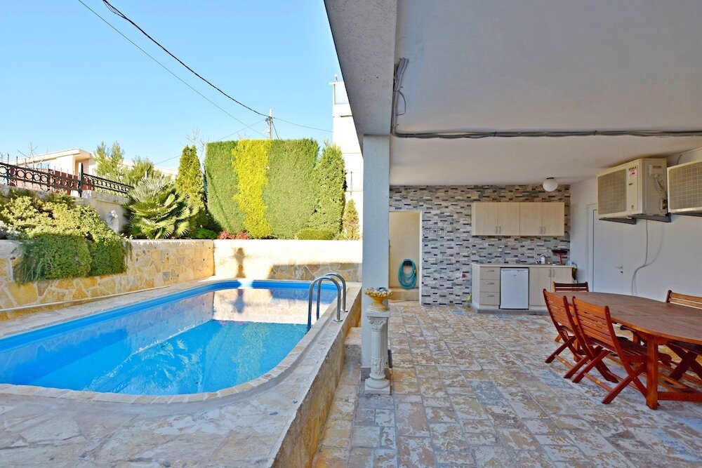 Сутоморе: Apartments Vila Mila