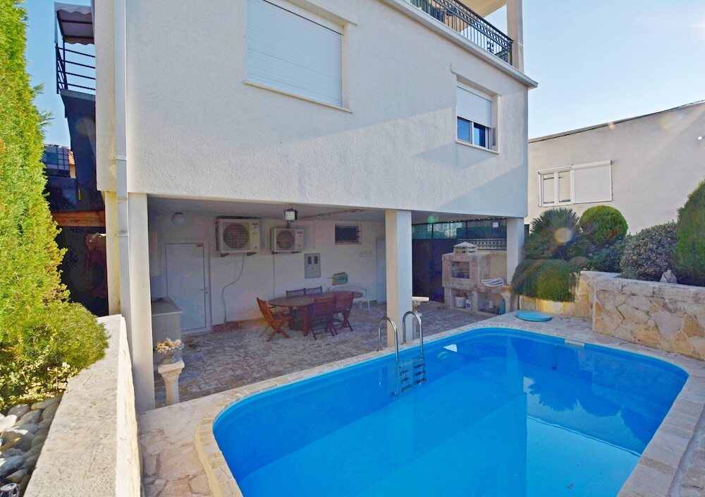 Сутоморе: Apartments Vila Mila