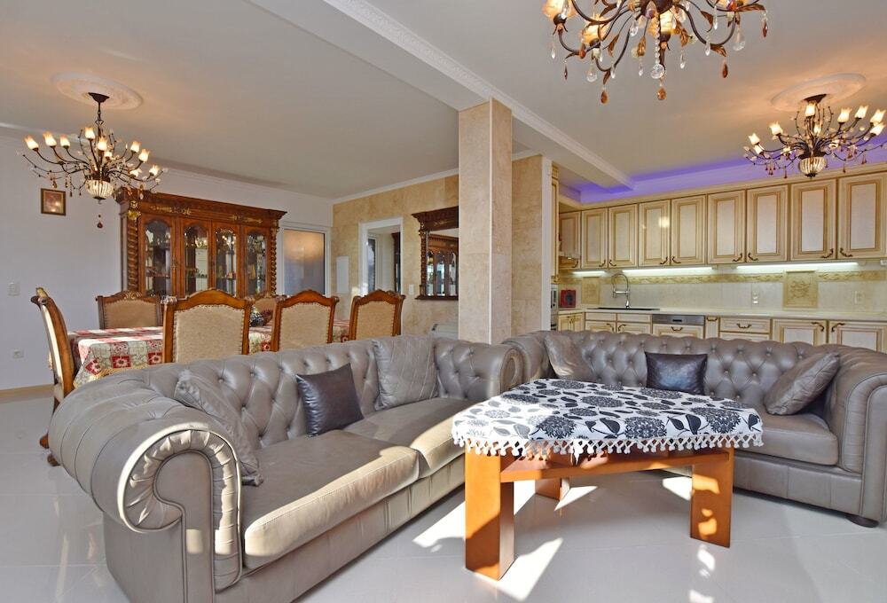 Сутоморе: Apartments Vila Mila