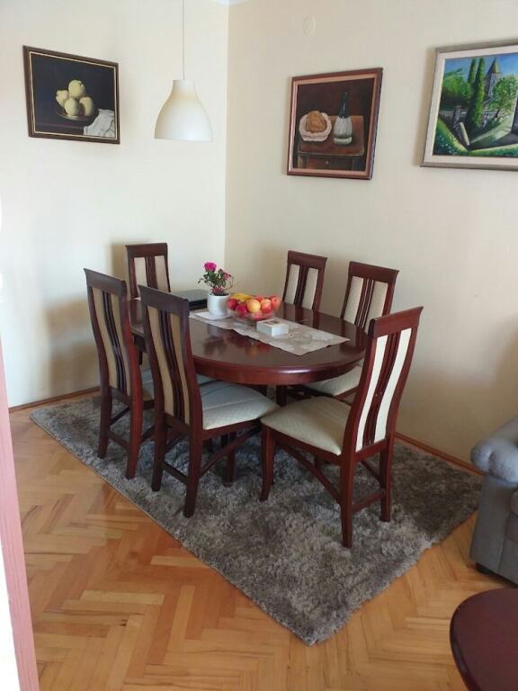 Бар: City Center Apartment
