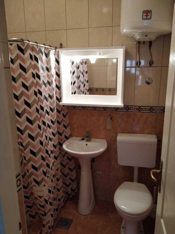 Зеленика: Apartments Lazović