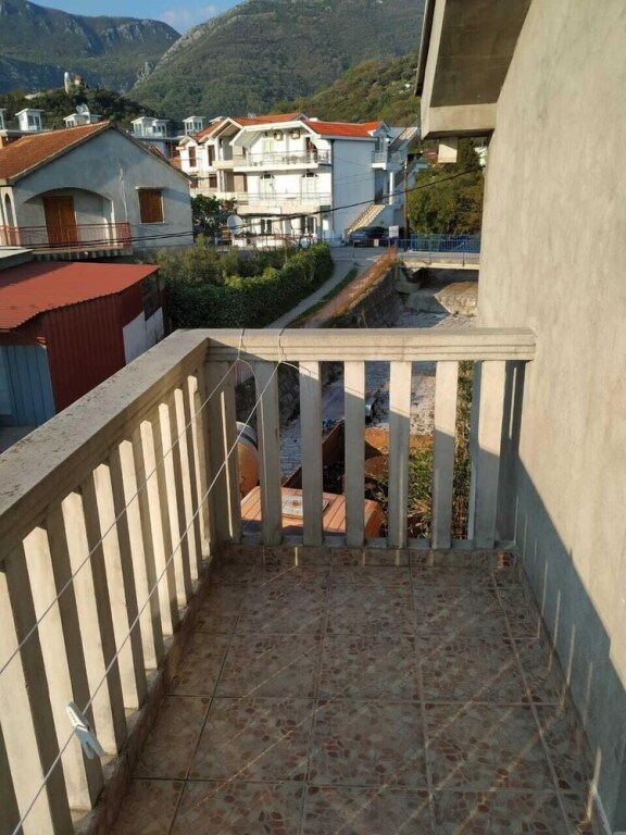Зеленика: Apartments Lazović