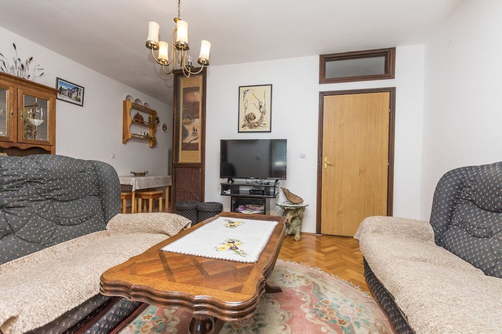 Сутоморе: Apartment Djordje
