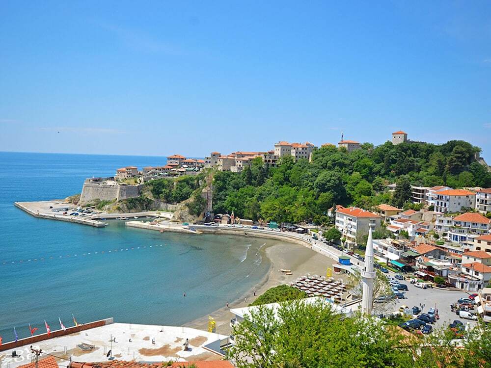 Ульцинь: Studio in Ulcinj, With Wonderful sea View, Furnished Balcony and Wifi - 100 m From the Beach