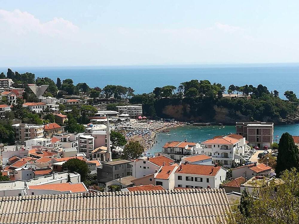 Ульцинь: Studio in Ulcinj, With Wonderful sea View, Furnished Balcony and Wifi - 100 m From the Beach