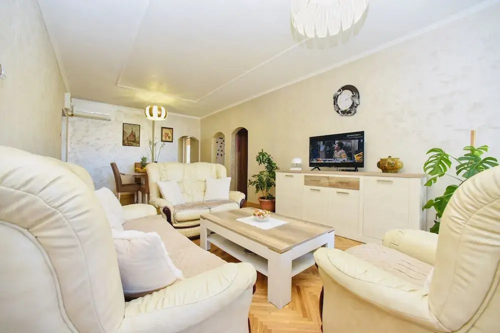 Будва: Budva Apartments
