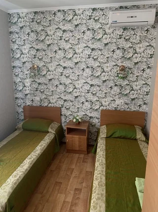 Феодосия: Гостевой Дом Ромашка