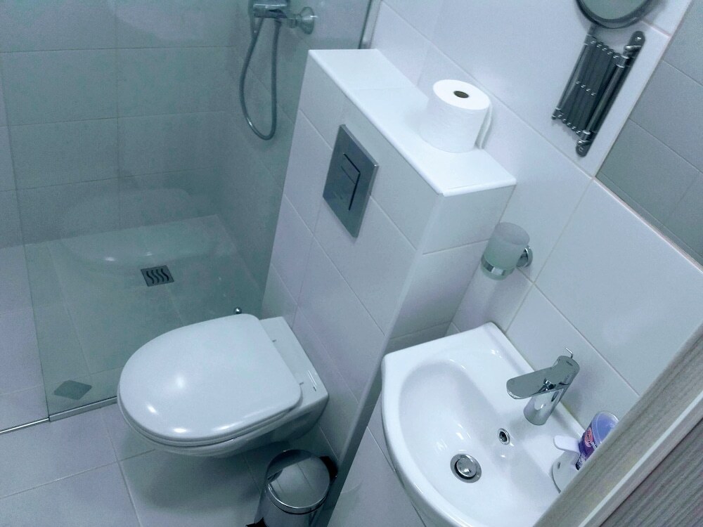 Петровац: Guest house Djonovic