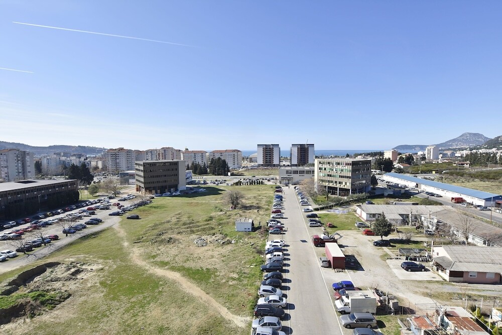 Бар: Apartment Branko