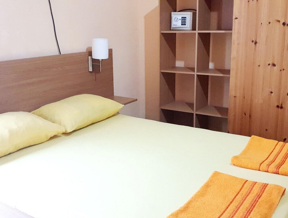 Ульцинь: Adriatik pansion and apartments