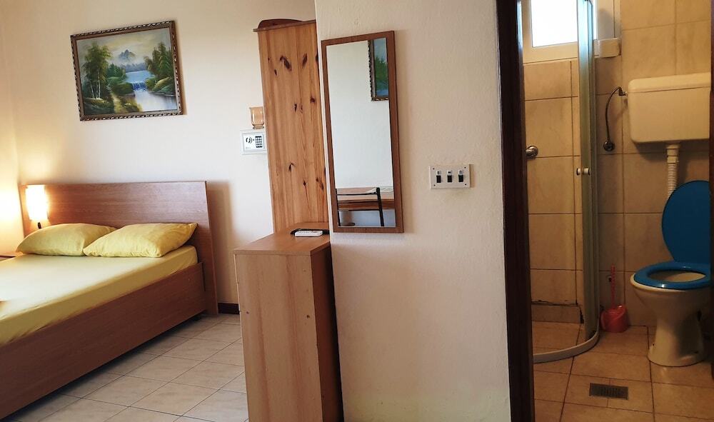 Ульцинь: Adriatik pansion and apartments