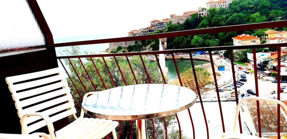 Ульцинь: Momo sea view apartments