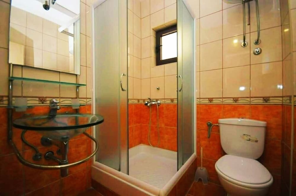 Будва: Vila Gigović