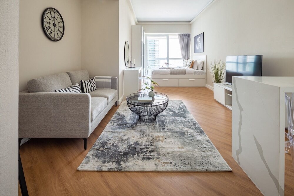 Дубай: Upscale Studio Apartment in JLT