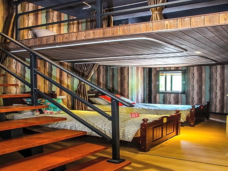 Чэнду: wu tong li international youth hostel