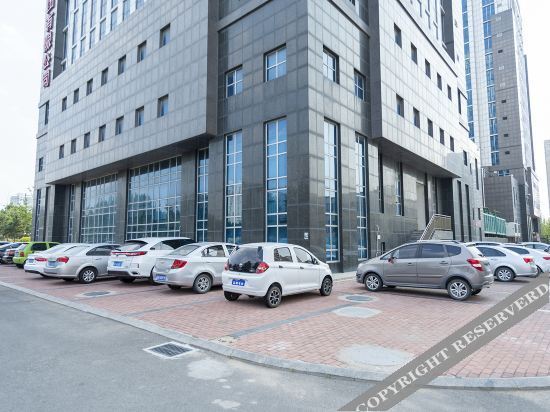 Вэйфан: Magnotel Weifang Changle China Pearls and Gems City