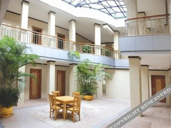 Чжаоцин: Zuiranju Holiday Hotel