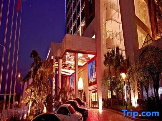 Чанша: Vienna International Hotel (Changsha Provincial Government Guihuaping Metro Station Jinfang)
