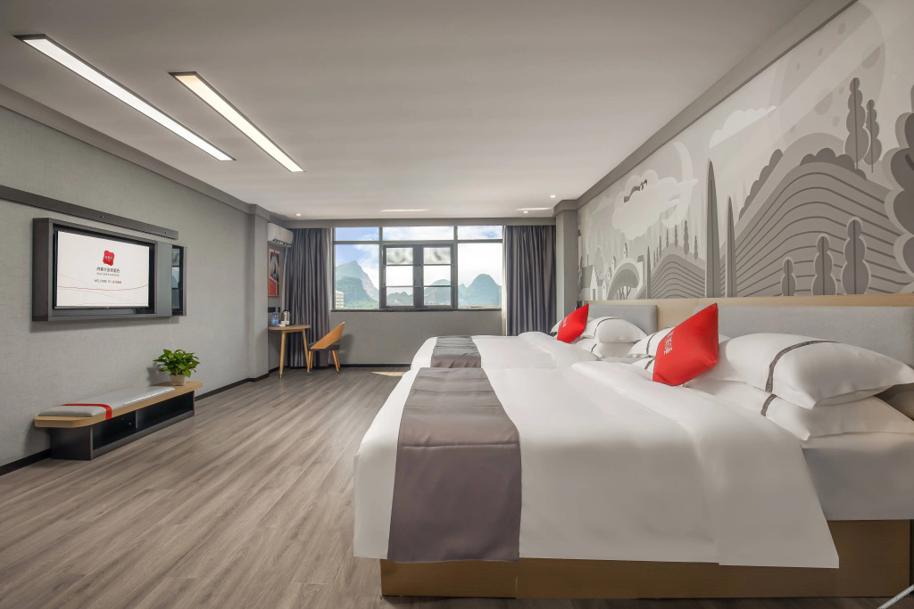 Хэчжоу: Thank Inn Hotel (Hezhou High-speed Railway Station)