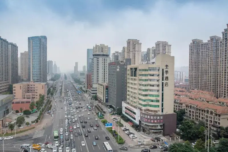 Чанша: Ji Hotel Changsha Yuelu Avenue City Hall