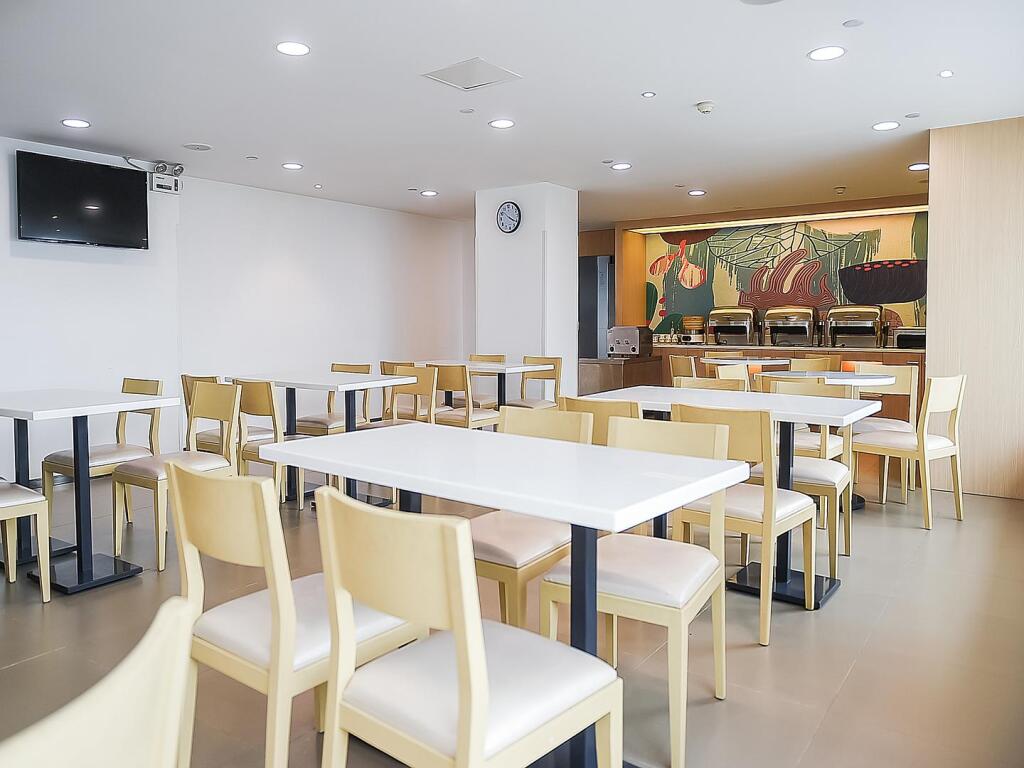 Чэнду: Hanting Hotel Chengdu Wuda Gardens Jinyan Road