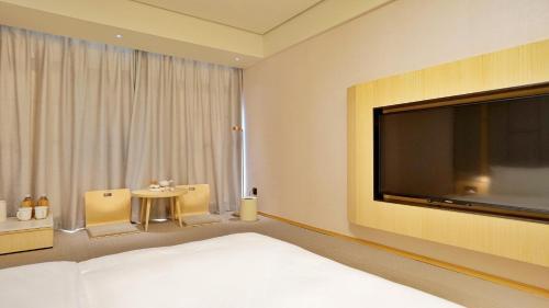 Шанхай: Ji Hotel Shanghai Qibao Metro Station