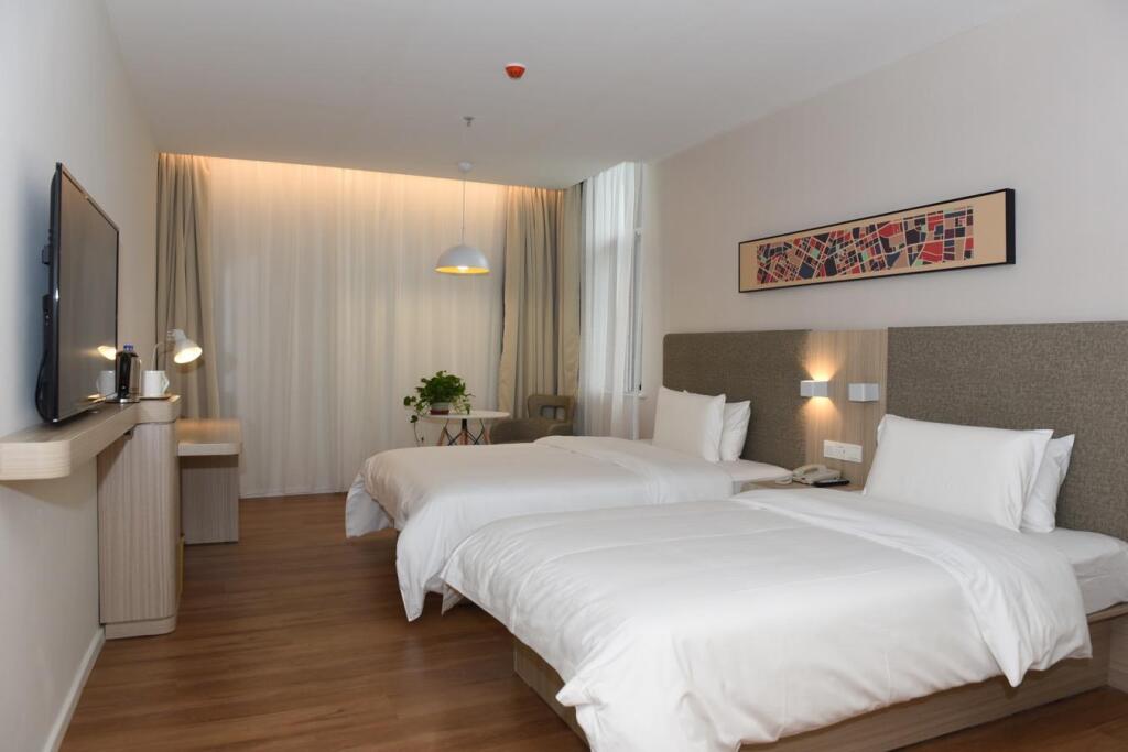 Синин: Hanting Hotel Xining Xinhua Lane Qingda Affiliated Courtyard