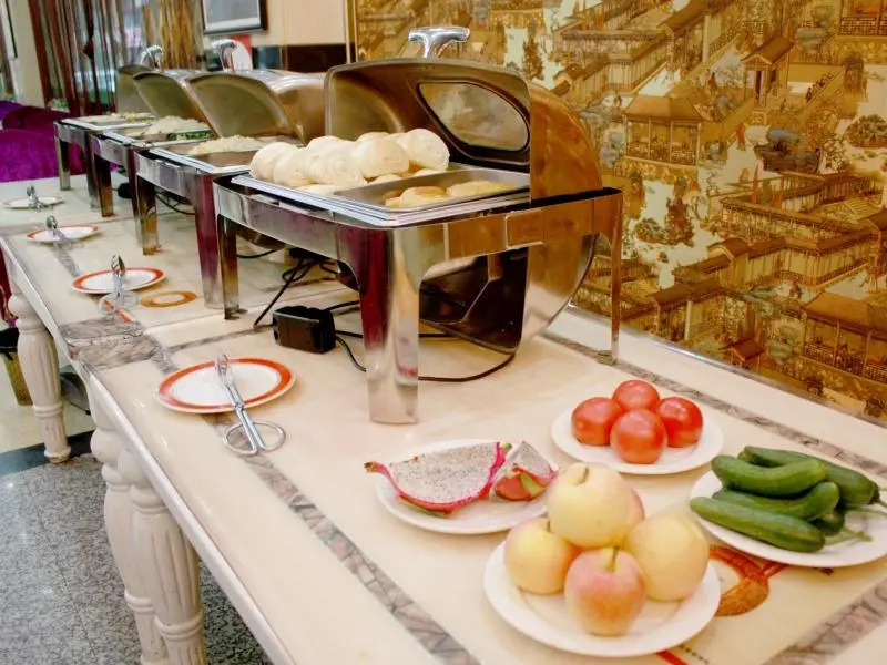 Синин: Shell Hotel Xining High-Speed Railway Station