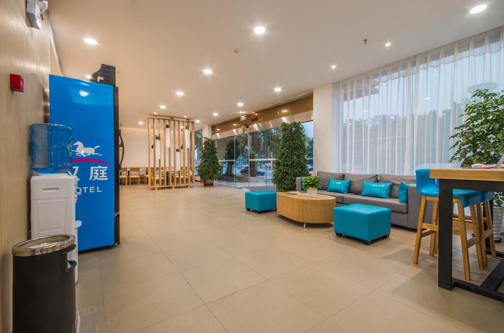 Лешан: Hanting Hotel Emeishan