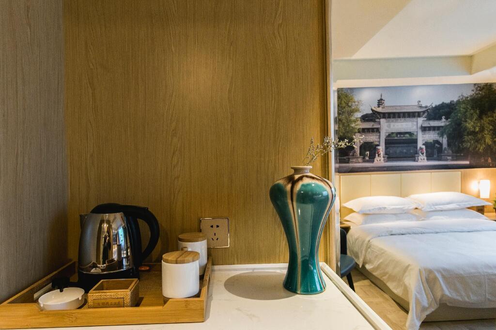 Чжэньцзян: Starway Hotel Zhenjiang Railway Station