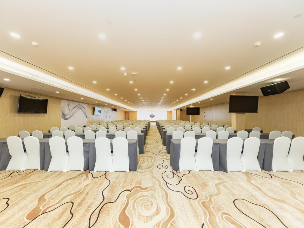 Нанкин: Ji Hotel Nanjing Pukou Hongyang Plaza