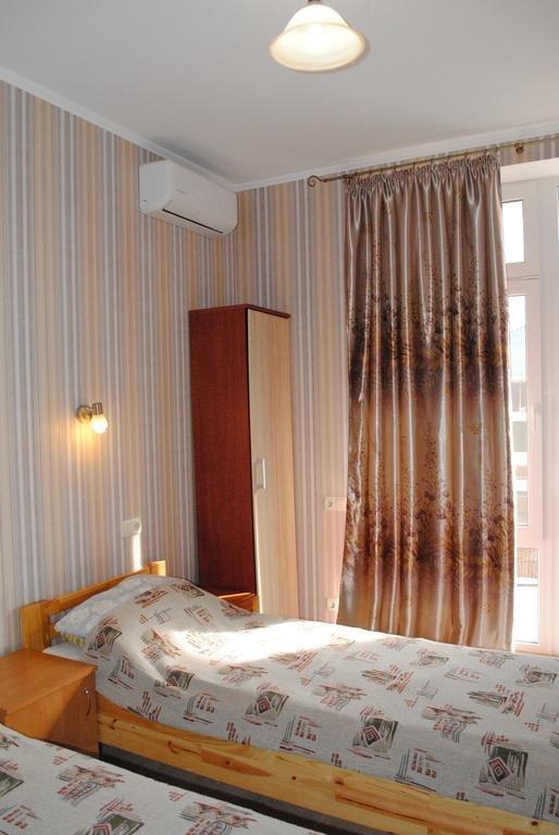 Коктебель: Uyut Guest House