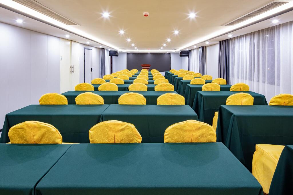 Гуйлинь: Ji Hotel Guilin Two Rivers And Four Lakes Scenic