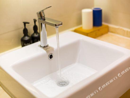 Синин: Starway Hotel Xining Shengli Road Hotel