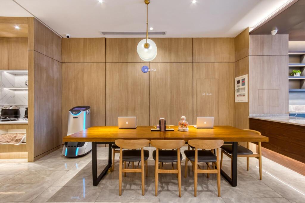 Ханчжоу: Hanting Premium Hotel Hangzhou West Lake Culture Square Metro Station