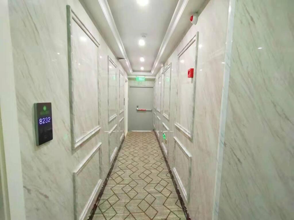 Шанхай: Hi Inn Shanghai Putuo Central Hospital