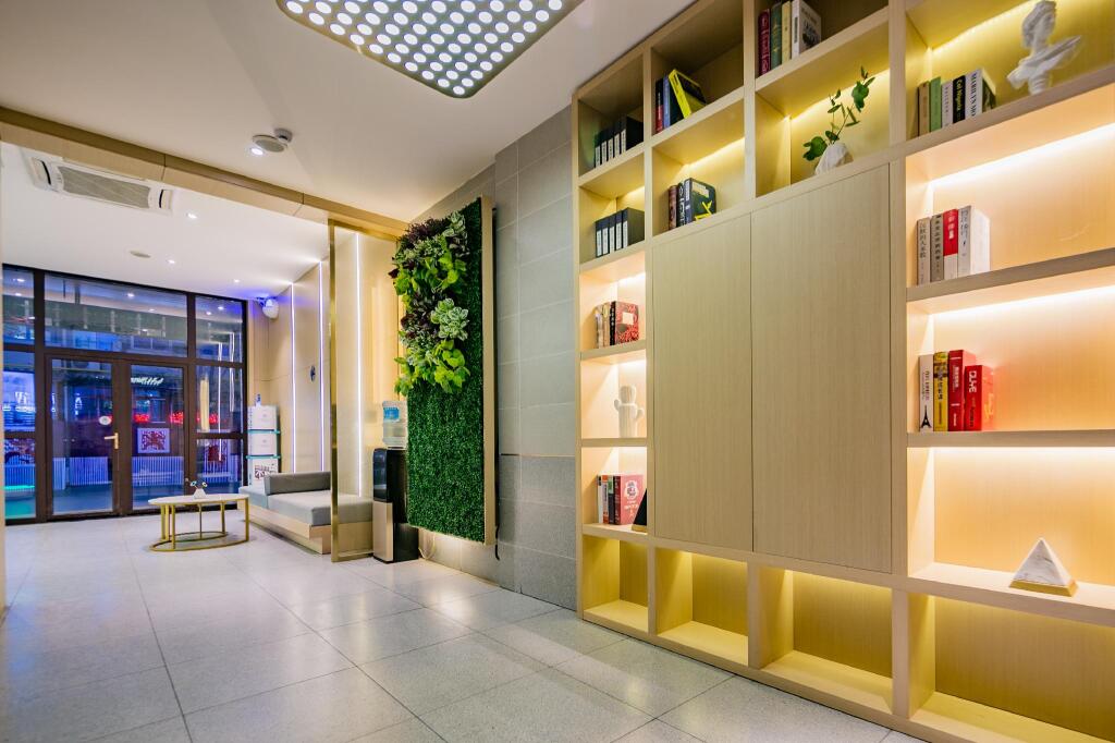 Яньань: Starway Hotel Yan'An Baotashan Erdao Street