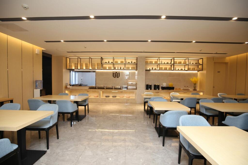 Чжанцзякоу: Hanting Hotel Zhangjiakou Xuanhua Railway Station