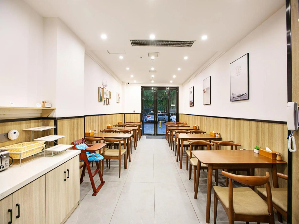 Лоян: Hanting Hotel Luoyang Haust