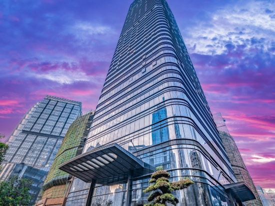 Чунцин: Hongyan Holiday Riverview Hotel (Chongqing Jiefangbei Hongyadong Branch)