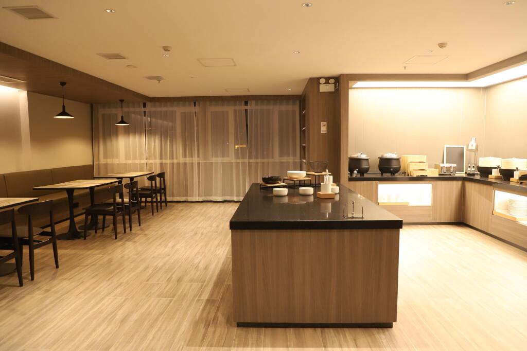 Хандань: Hanting Hotel Handan Fengfeng Wanjiafu