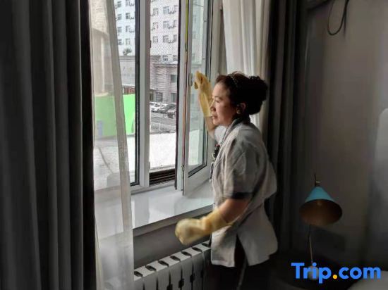 Хулун-Буир: Hanting Hotel Hailar Railway Station Central Street